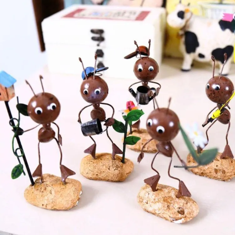 Ant Decoration Piece